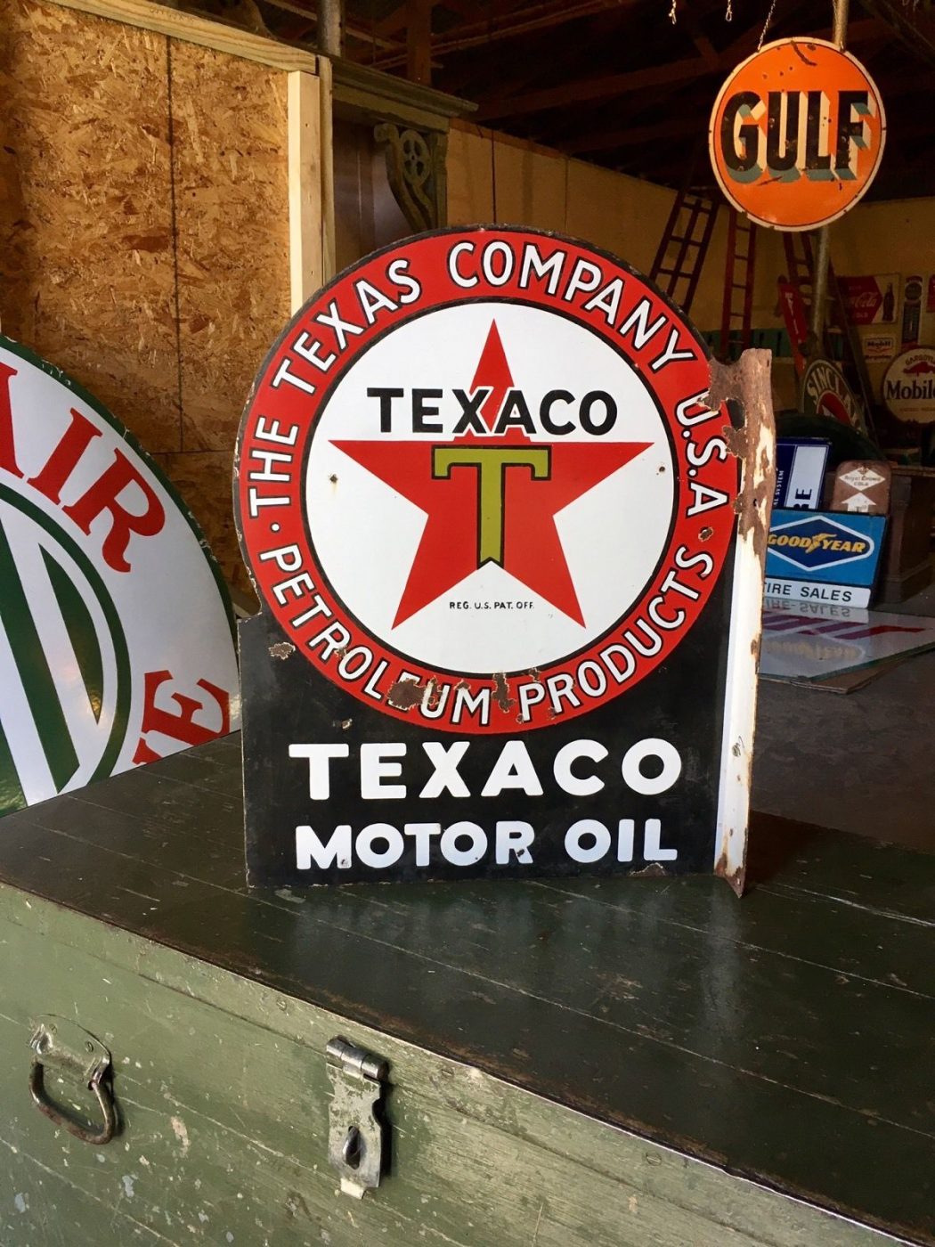 Texaco 1/2 Gallon Motor Oil Can • Antique Advertising